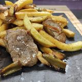 Chuletillas De Cabrito Lechal Salteadas Con Ajitos Tiernos