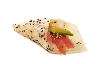 243 Temaki sanshi maguro - 1 pezzo