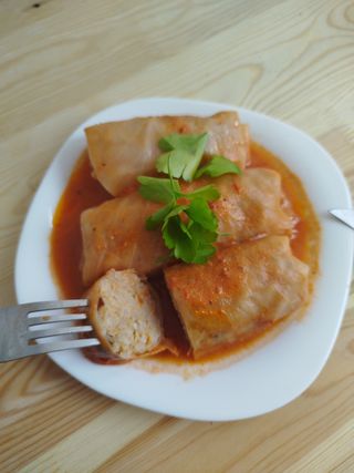 Gołąbki z mięsem w sosie pomidorowym 500 g