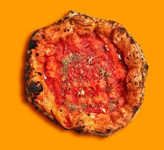 Base Rossa pizza al pomodoro e olio