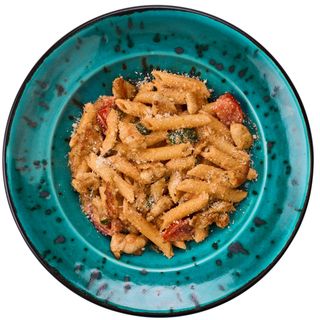 Пенне с куркою (300г)