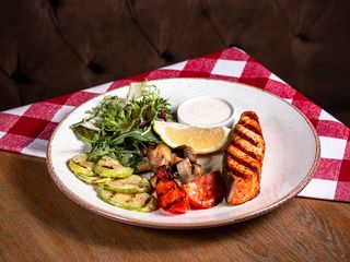 Філе лосося на грилі (120/140/30г)