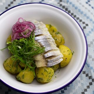 Оселедець з картоплею