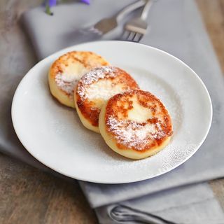 Сырники с вишней