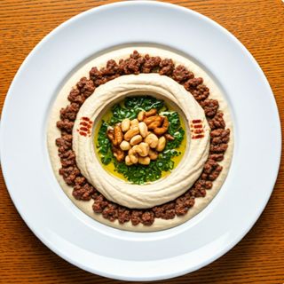 Hummus Con Carne Y Almendras