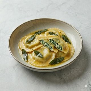 Ravioli ricotta spinaci, burro e salvia