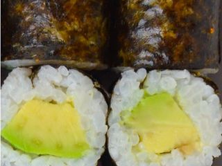 Макі авокадо (0,120g)