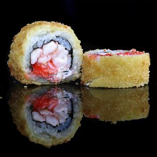 Roll tempura krewetka. Delivery