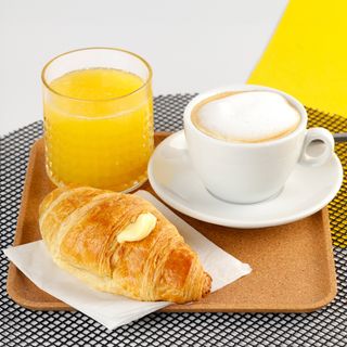 Menù con cappuccino