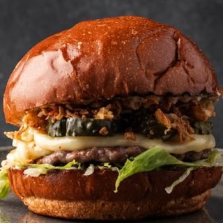 THIS IS ЧІЗБУРГЕР