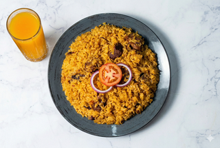 Pilau + juice+ banana