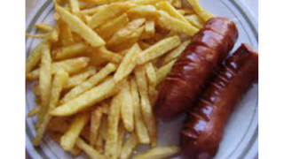 Kiełbasa z Frytkami + CocaCola 0,5L