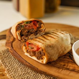 Beef Shawarma with 1 Sausage