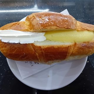 Cornetto crema e panna