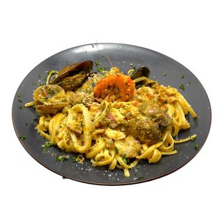 Linguini Fruit De Mer