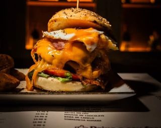 Double Cheeseburger