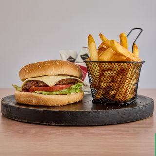 Hamburguesa Con Patatas