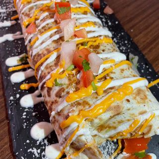 BURRITO PERCHERÓN DE CHILORIO