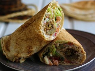 Falafel wrap