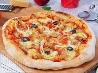 Pizza De Atún