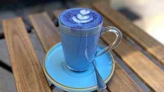 Голубая матча латте (350мл)