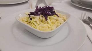 Salată de varză albă
