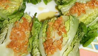 Lechuga al ajillo (ración)
