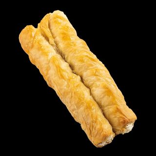 Tradicionalni Balkanski burek sa sirom