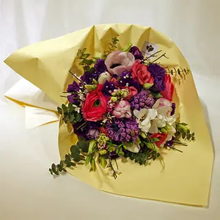 Elegant mix buket 13 cvjetova