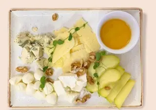 Сирне асорті (300г)