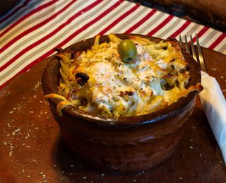 Zapečena pasta sa tunjevinom