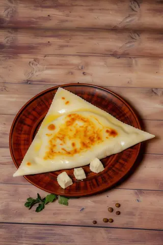 Янтик з моцарелою,фетою та зеленню (160г)