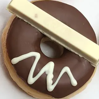Kit kat White