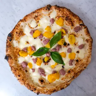 Pacchetelle gialle e salsiccia 