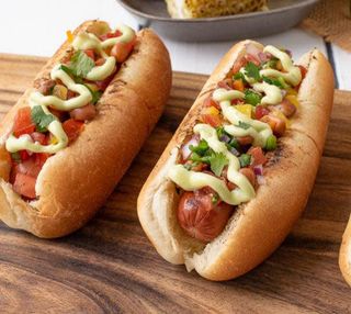 Sandwich Hot dog avec frites