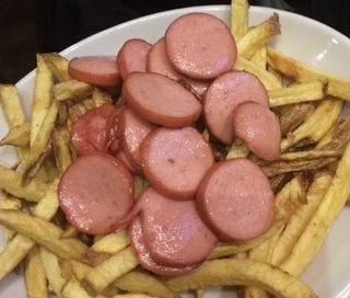 Panino würstel e patatine