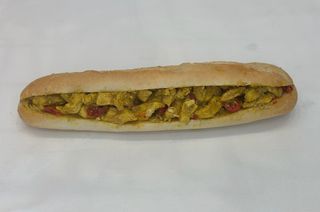 Sándwich Pollo Al Curry Picante