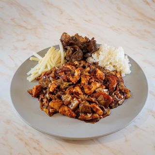 P10 - sa bambusom i kineskim pečurkama + povrće + pirinč - Dnevni meni