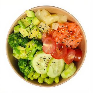 Salmón Poke Bowl