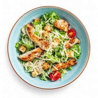 Salată Caesar
