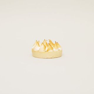 Tartaleta De Limón, Albahaca, Frambuesa Y Merengue