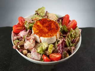 Ensalada De Queso De Cabra