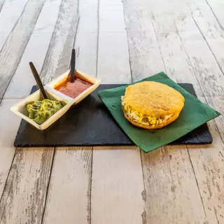 Arepa especial reina pepiada