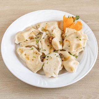Pierogi z mięsem 9szt