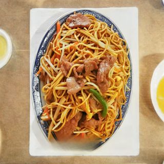 Chao Min com Carne de Vaca