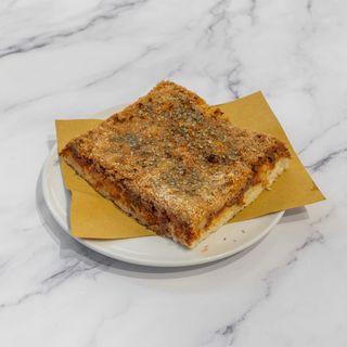 Sfincione palermitano 