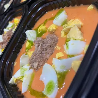 Porra antequerana con huevo