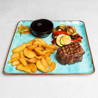 Biftek s borovnicama