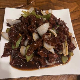 E10 საქონლის ხორცი ჩინური სანელებლებით