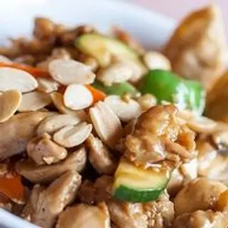 Pollo alle mandorle